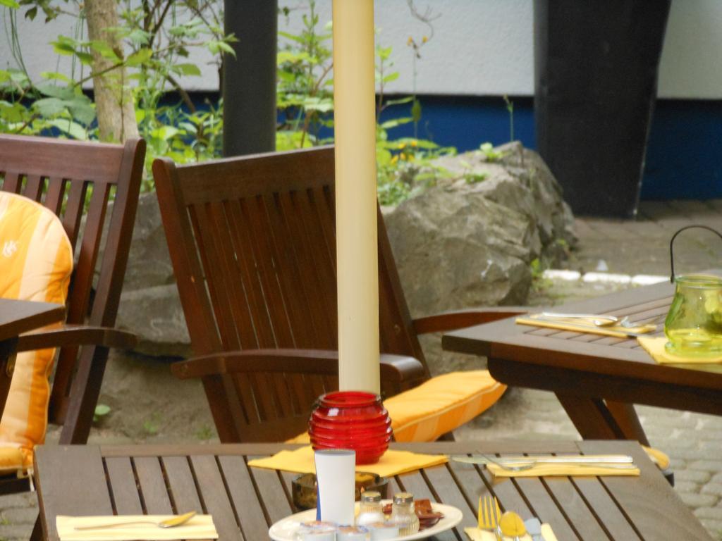 Garden Bilk Hafen Hotel Düsseldorf Exterior foto